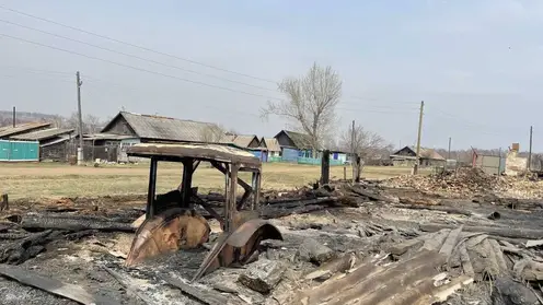 Житель Ирбейского района Красноярского края, из-за неосторожности которого сгорели три дома, получил обязательные работы
