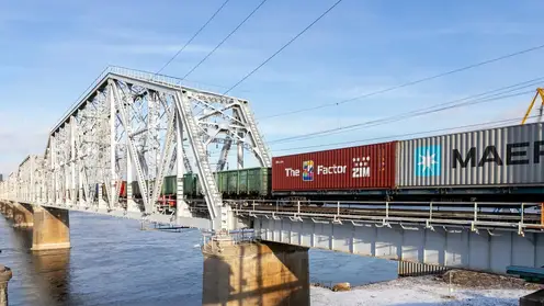 Перевозки контейнеров на Красноярской железной дороге увеличились на 10,9% в январе–феврале
