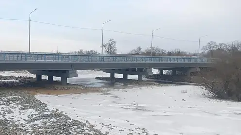 В Приморье достроили мост через реку Осиновку